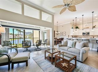 661 Windsurf Ln #A-204, Naples, FL 34108