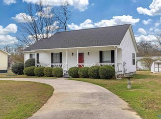 314 Beverly St, Scottsboro, AL 35768