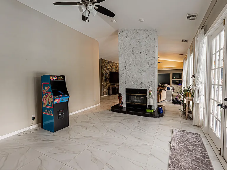1282 SW Bent Pine Cv — Photo 7