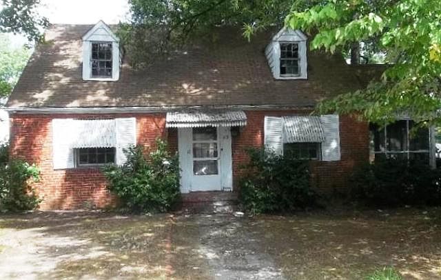 1st image of 115 Larne Ave
