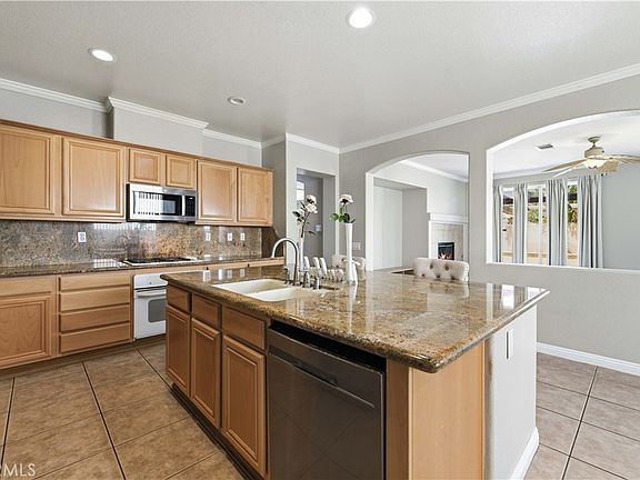 4th image of 4613 W Avenue J13