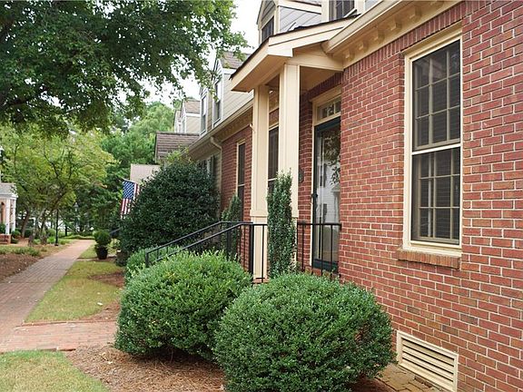 2nd image of 470 Chowning Pl