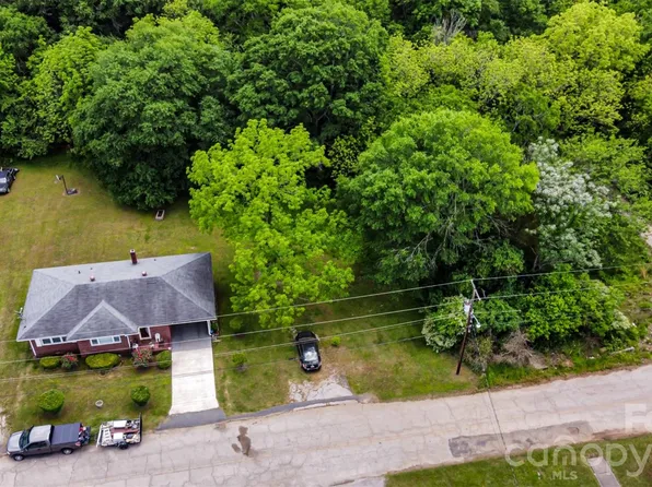 216 Ligon St, Chester, SC 29706