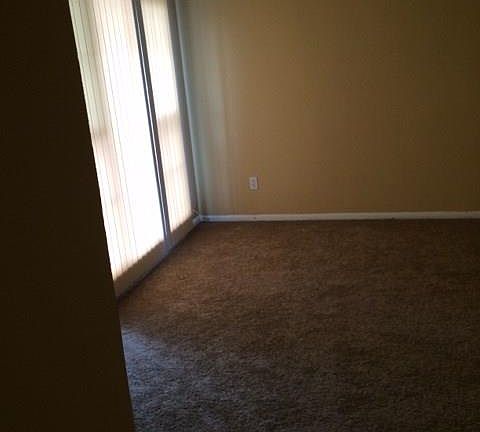 5th image of 806 Clearwood Dr