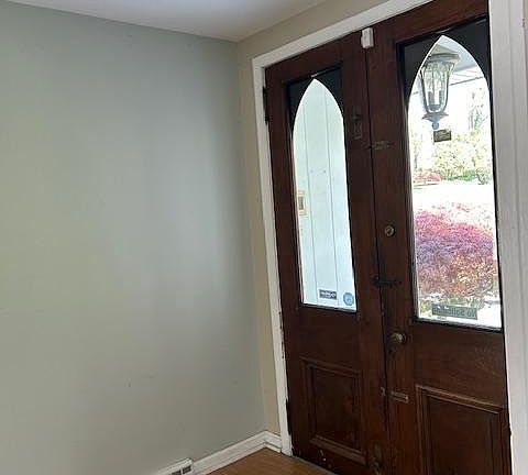 2nd image of 4400 Yates Rd