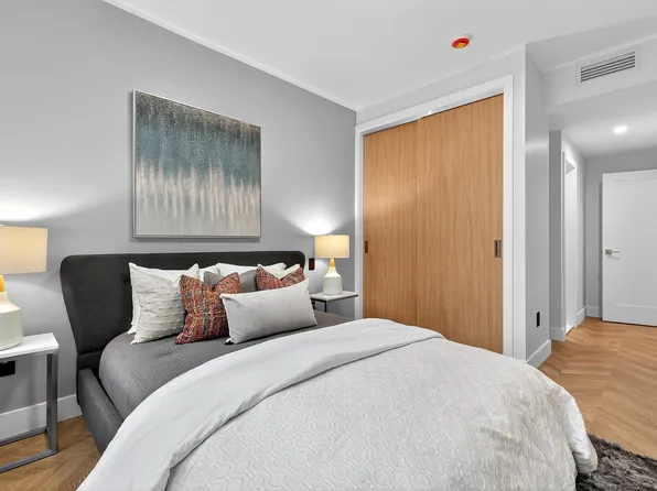 31 Bayview Avenue image 33 of 37