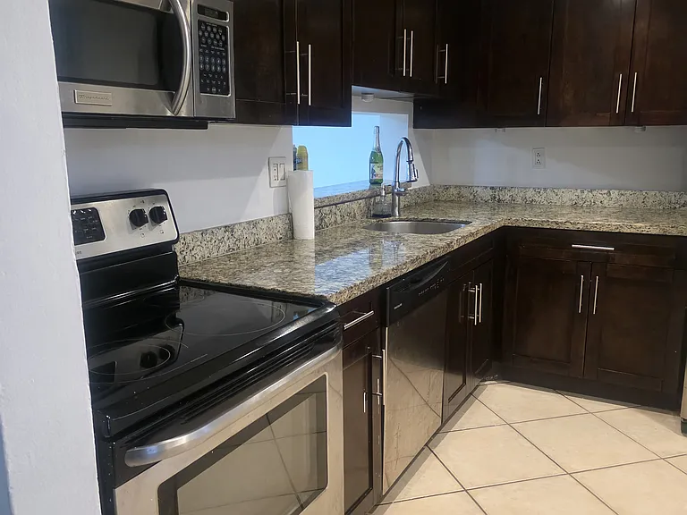 8730 SW 133rd Avenue Rd #32 — Photo 5