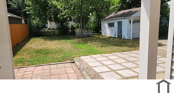 2 bed, 1180 sqft, $2,100 — Photo 2