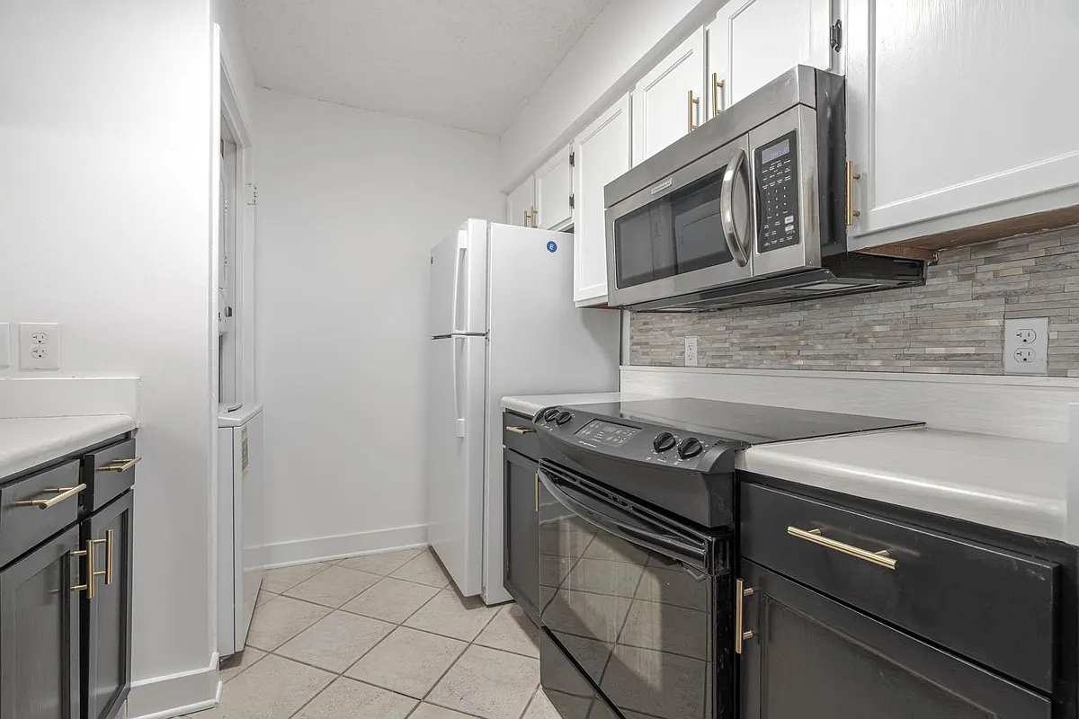 Building Photo - 2277 S Kirkwood Rd #4/808