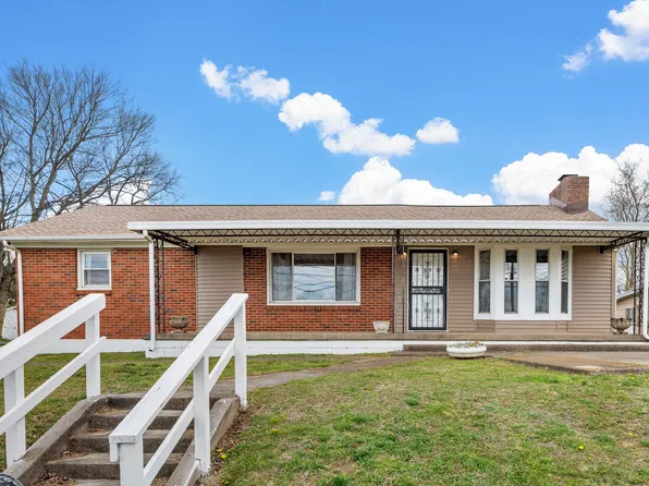 613 Central Ave W, Springfield, TN 37172