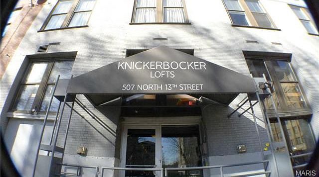 2nd image of 1300 Washington Ave #304