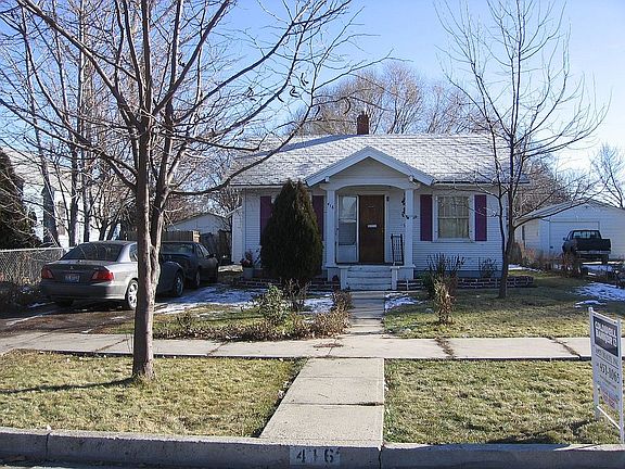 2nd image of 416 19th Ave S