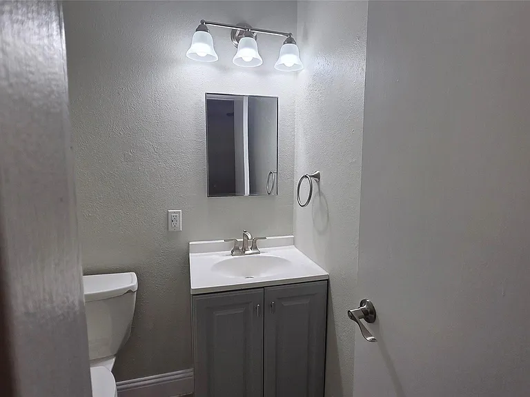 335 Springwillow Rd — Photo 14