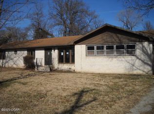 1201 W Main St, Weir, KS 66781