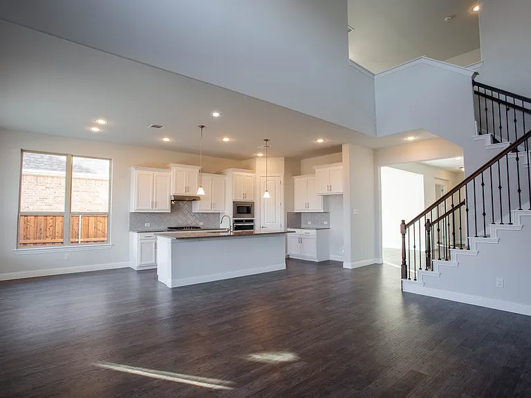 7600 Clear Rapids Dr — Photo 17