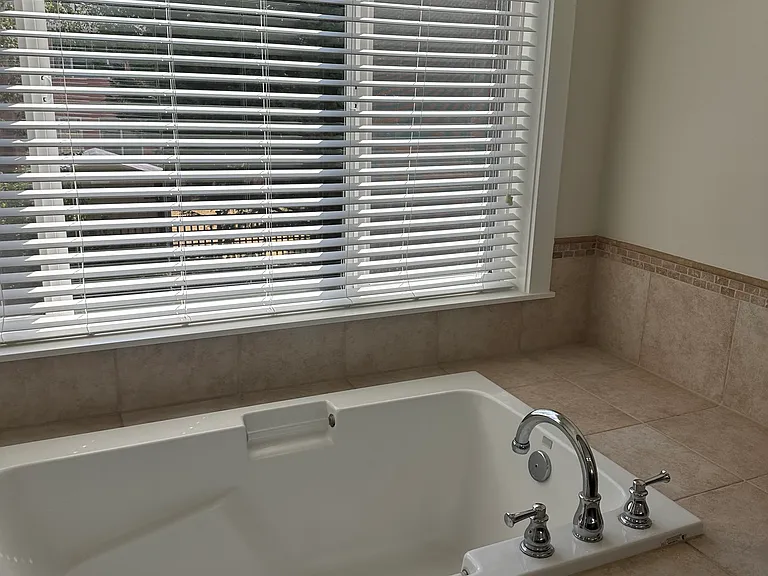 630 Kitsap Ave NE — Photo 12