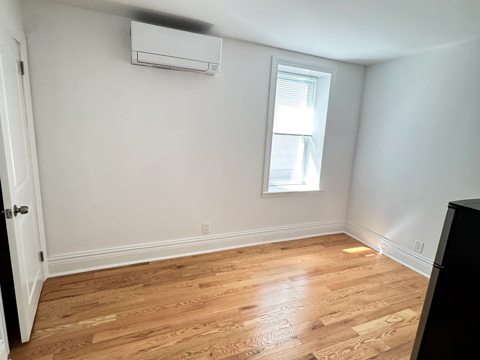3 bed, 1700 sqft, $4,500 — Photo 3