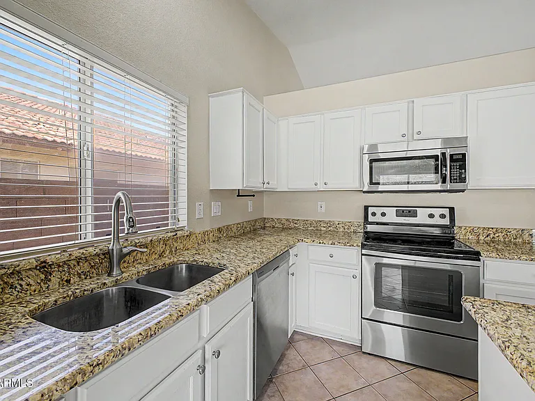 8752 W Melinda Ln — Photo 23