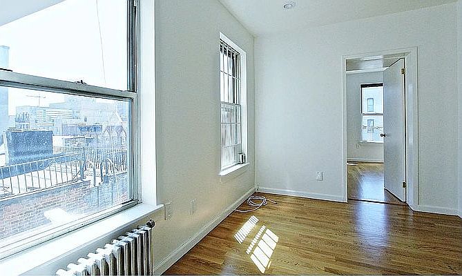 1st image of 37 1/2 Saint Marks Pl #D3