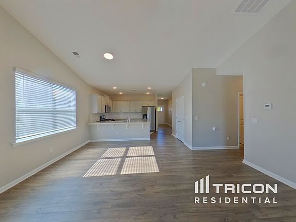 3rd image of 1278 Elterwater Ln