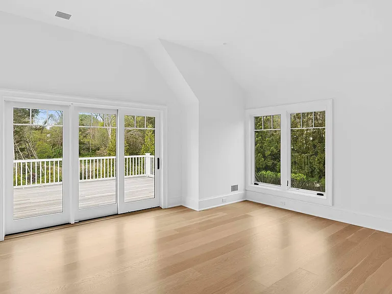 25 Fresh Pond Rd — Photo 24