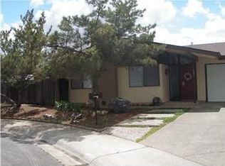 607 Harvard Ct, Woodland, CA 95695