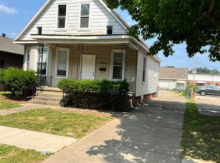 830 S College St, Springfield, IL 62704