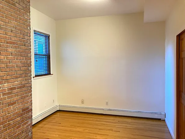 284 Magnolia Avenue image 13 of 23