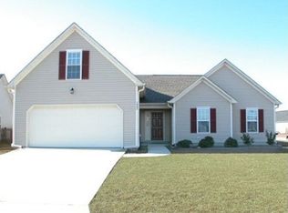 7402 Powder Keg Ct, Wilmington, NC 28411