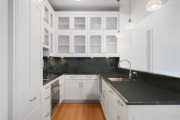 Rented by Corcoran | media 16