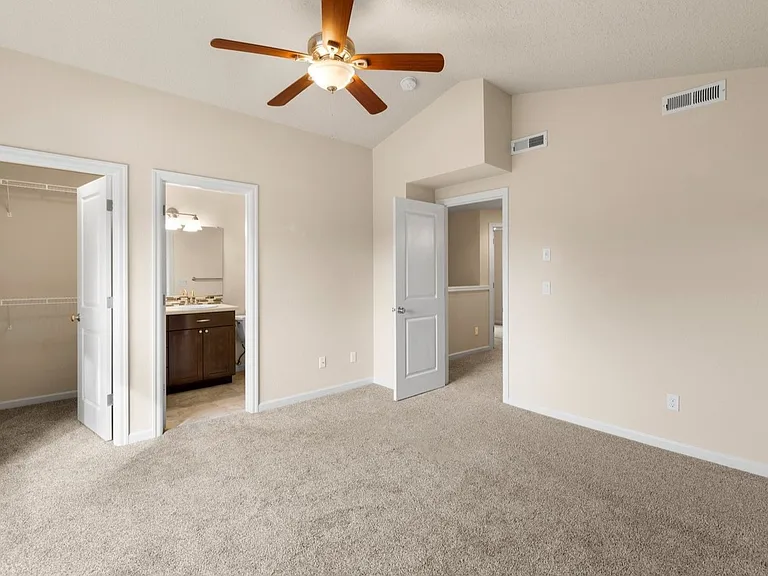 16167 NW Ryegrass St — Photo 16
