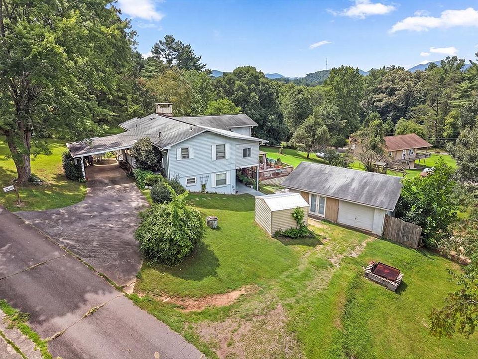 1st image of 304 Cedar Estates Rd
