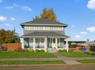 224 S Swiegle Ave, Molalla, OR 97038