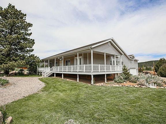 3rd image of 959 E Mountain View Dr