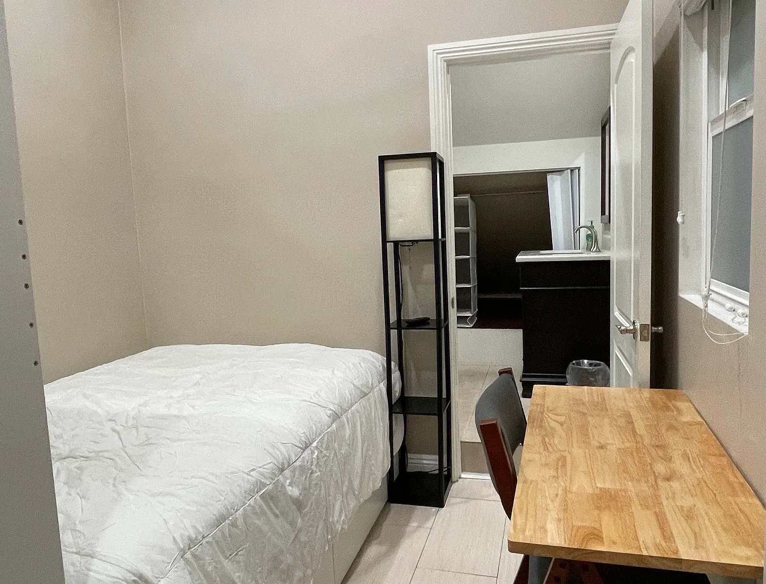 Studio, 203 sqft, $1,650 — Photo 1