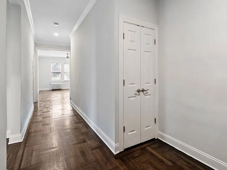 28 Gates Apartments — Photo 9
