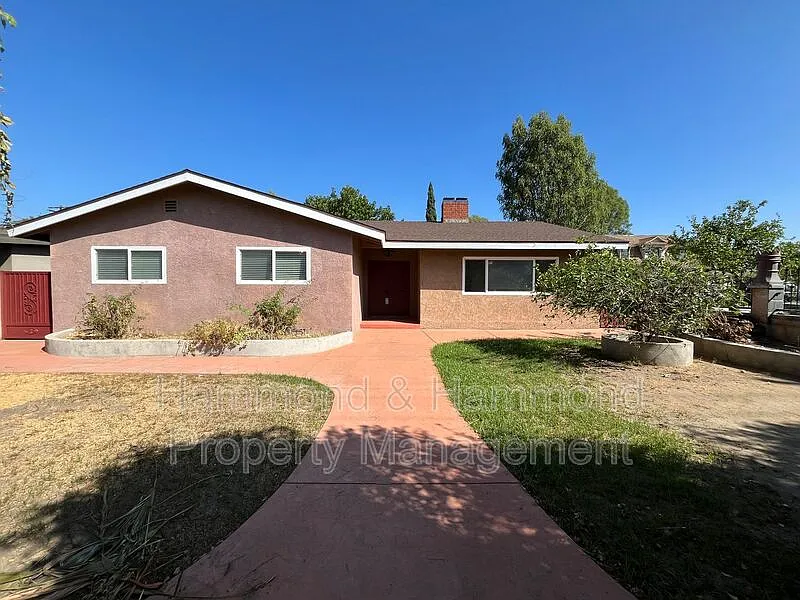 16751 San Fernando Mission Blvd