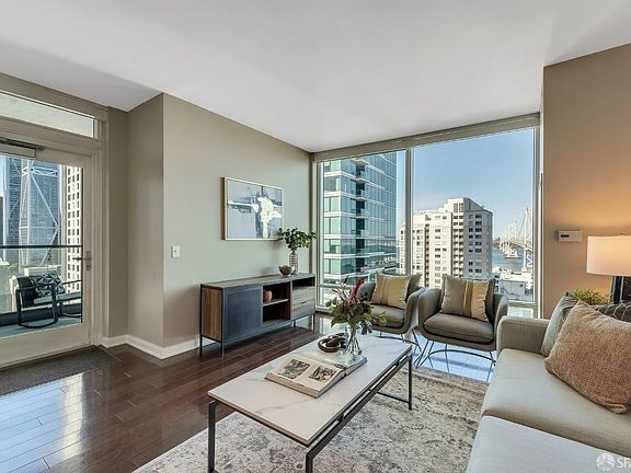 2nd image of 425 1st Street #1508