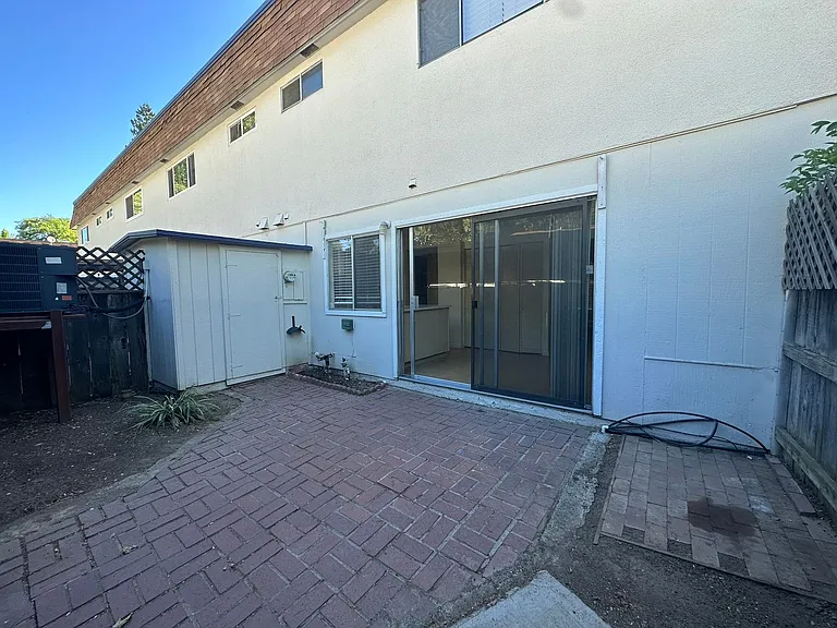 8879 Salmon Falls Dr #C — Photo 21