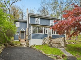 181 Orben Dr, Mount Arlington Boro, NJ 07850