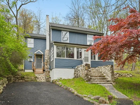 181 Orben Dr, Mount Arlington Boro, NJ 07850