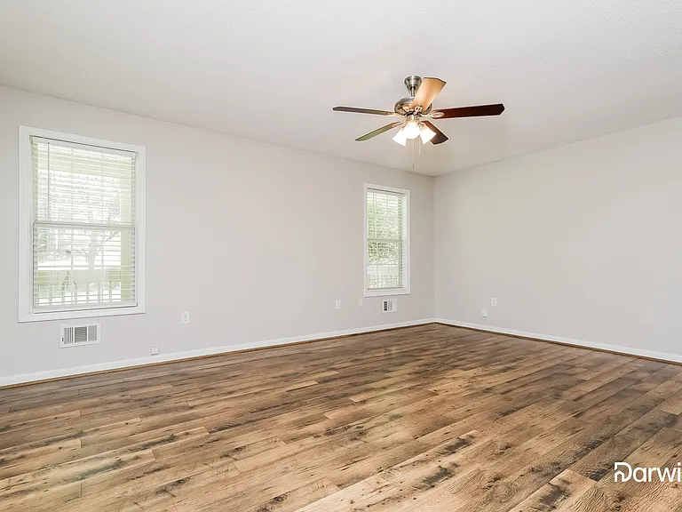 169 Hayes Cir — Photo 7