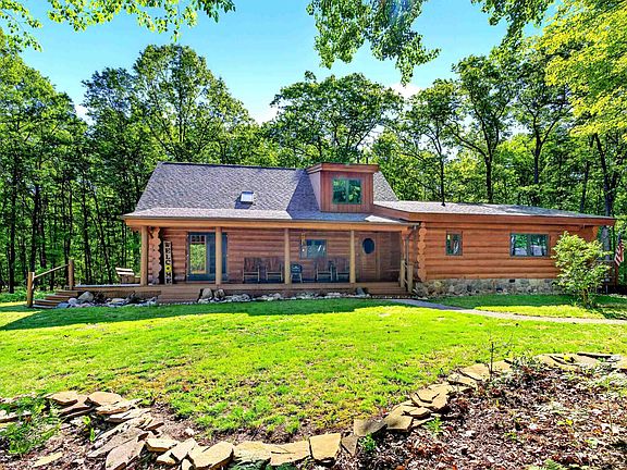44th image of 837 E Whitetail Dr