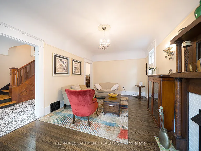 8 William St — Photo 10