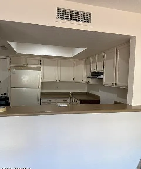 6758 W Ruth Ave — Photo 2