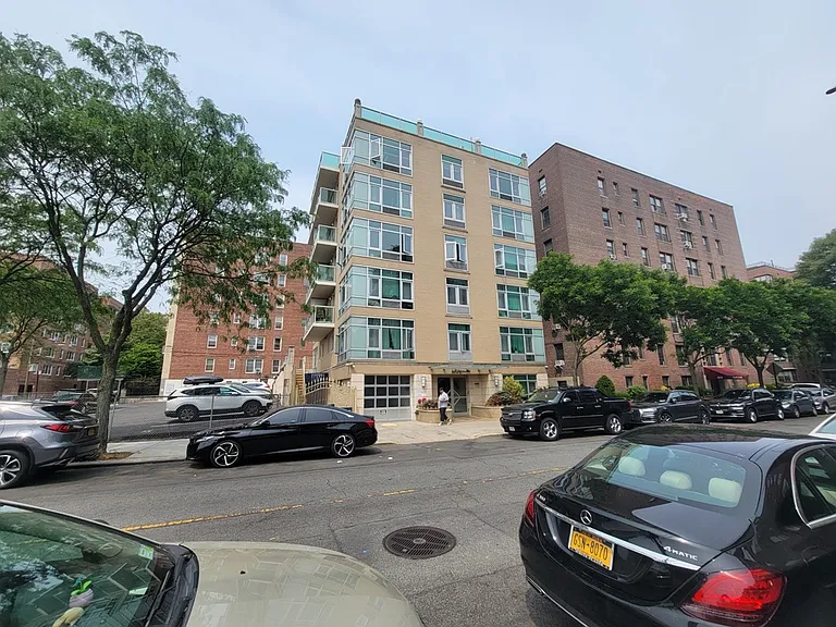 531 W 235th St #4A — Photo 13