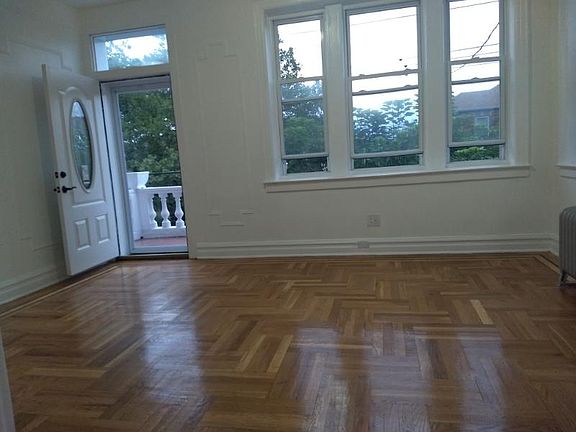 3rd image of 1157 Mace Ave APT 4