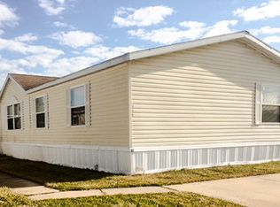 520 Red Pine Way, Monroe, MI 48161