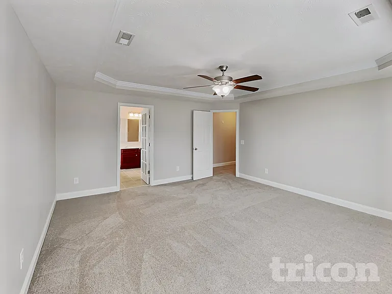 15 Summerseat Way — Photo 7