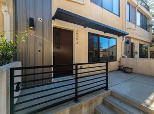 2926 Rowena Ave Unit 2, Los Angeles, CA 90039